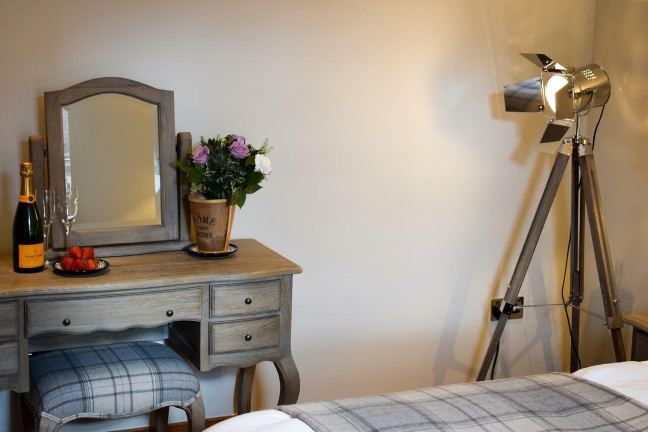 Appartement Benoch Lomond Castle à Alexandria Extérieur photo
