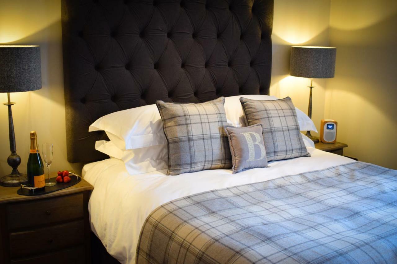Appartement Benoch Lomond Castle à Alexandria Extérieur photo