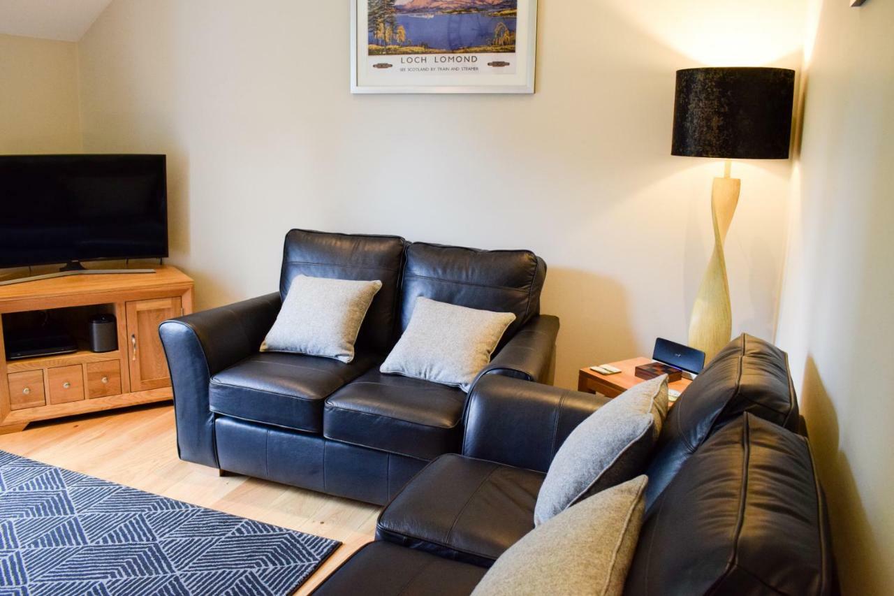Appartement Benoch Lomond Castle à Alexandria Extérieur photo